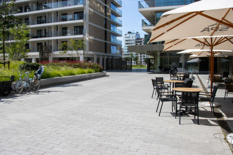 2024 Skytowers Oostende station Agora LR 47